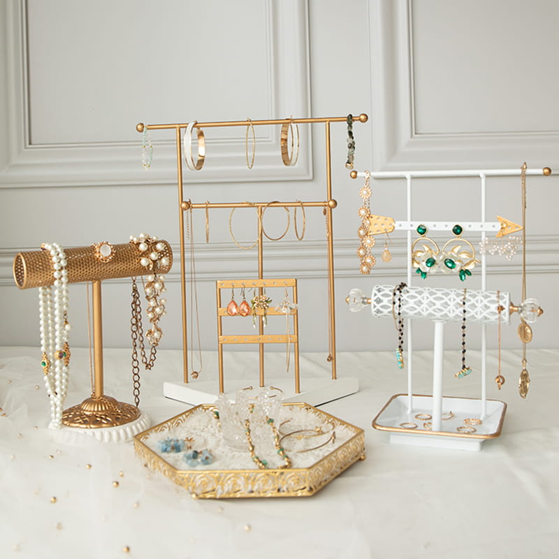 پایه نمایش دستبند با سینی نگهداری