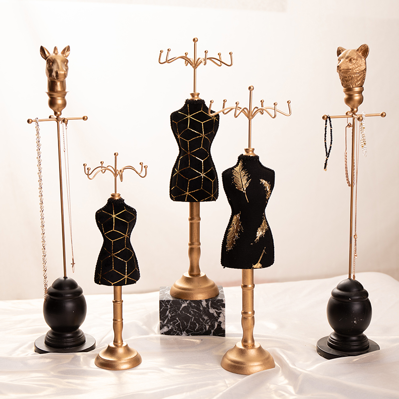 نمایش جواهرات عروسک مانکن دکور منزل